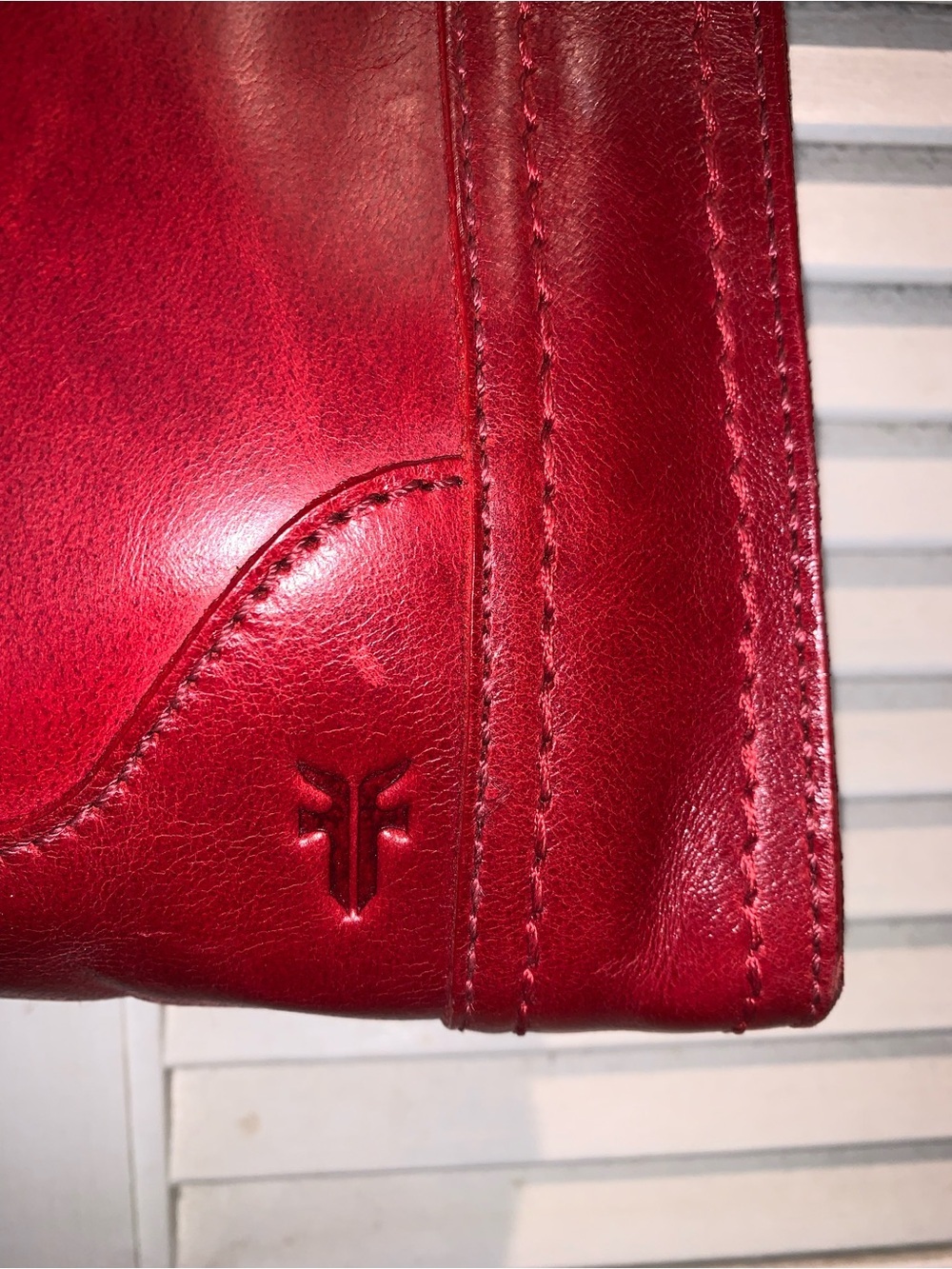 Frye Melissa Genuine Leather crossbody Purse Red - Picture 4 of 11